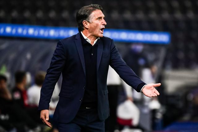 孙铭徽25+11胡金秋21分 广厦6人上双轻取同曦