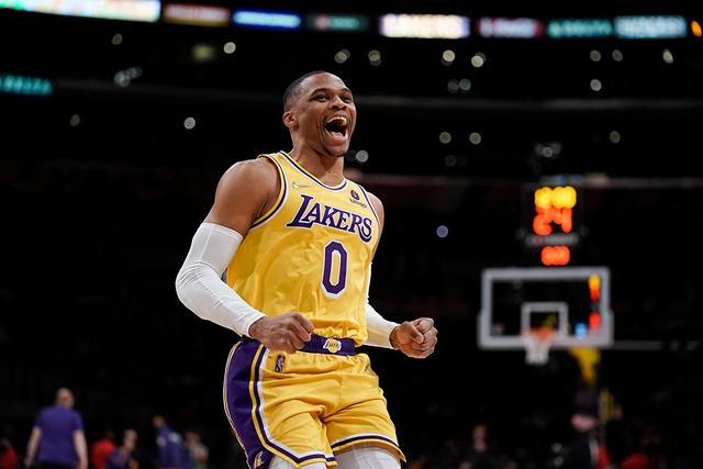 浓眉42+23詹姆斯22+7+8 湖人力克黄蜂4连胜